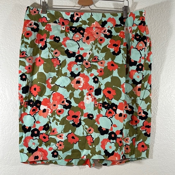 Lane Bryant Skirt Women's 20 Multicolor Floral Zipper Back Stretch A Line Spring - Picture 2 of 4
